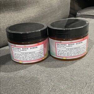 Whipped Body Scrub - Restoring Formula Vanilla & Rose